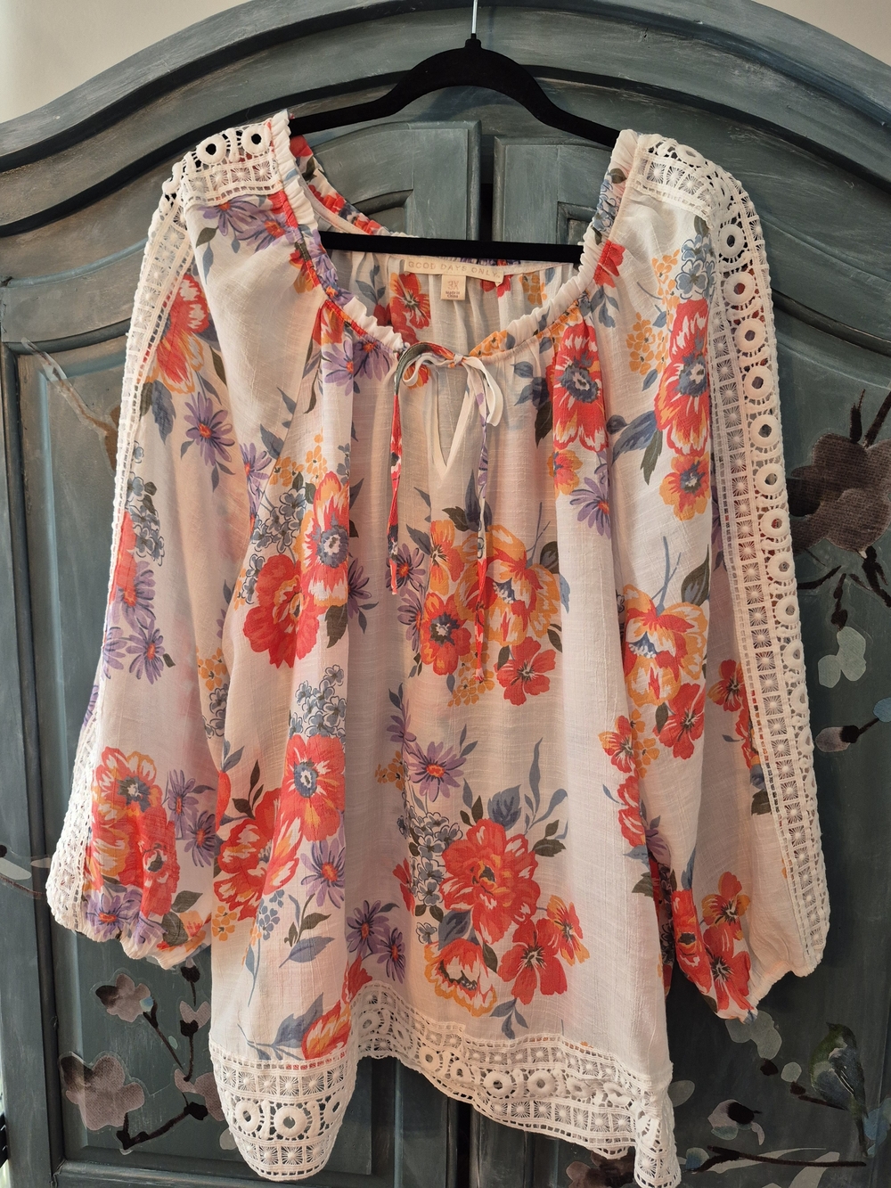 Boho Floral Peasant Tunic Top in Cream and Coral -